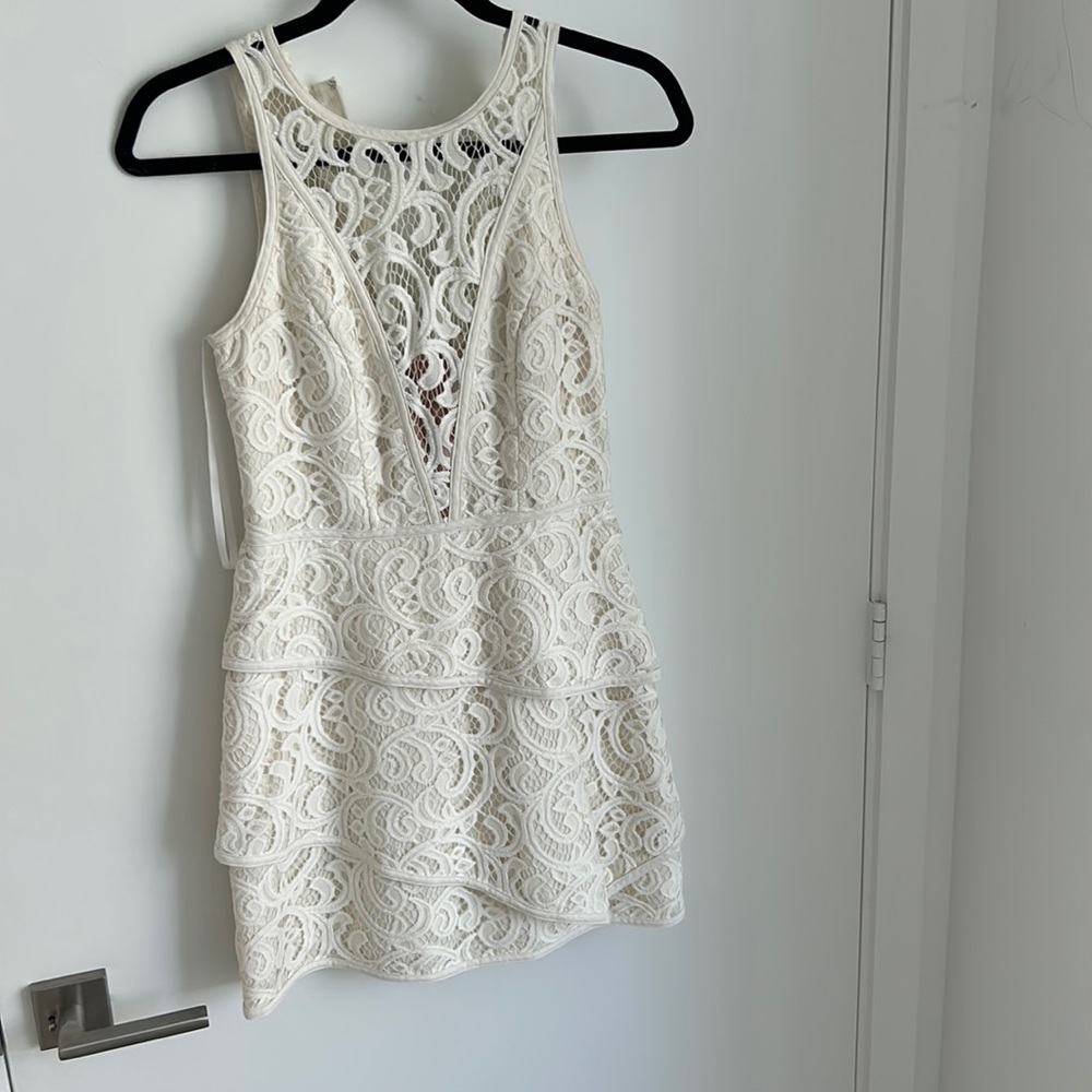 BCBG maxazria white lace dress